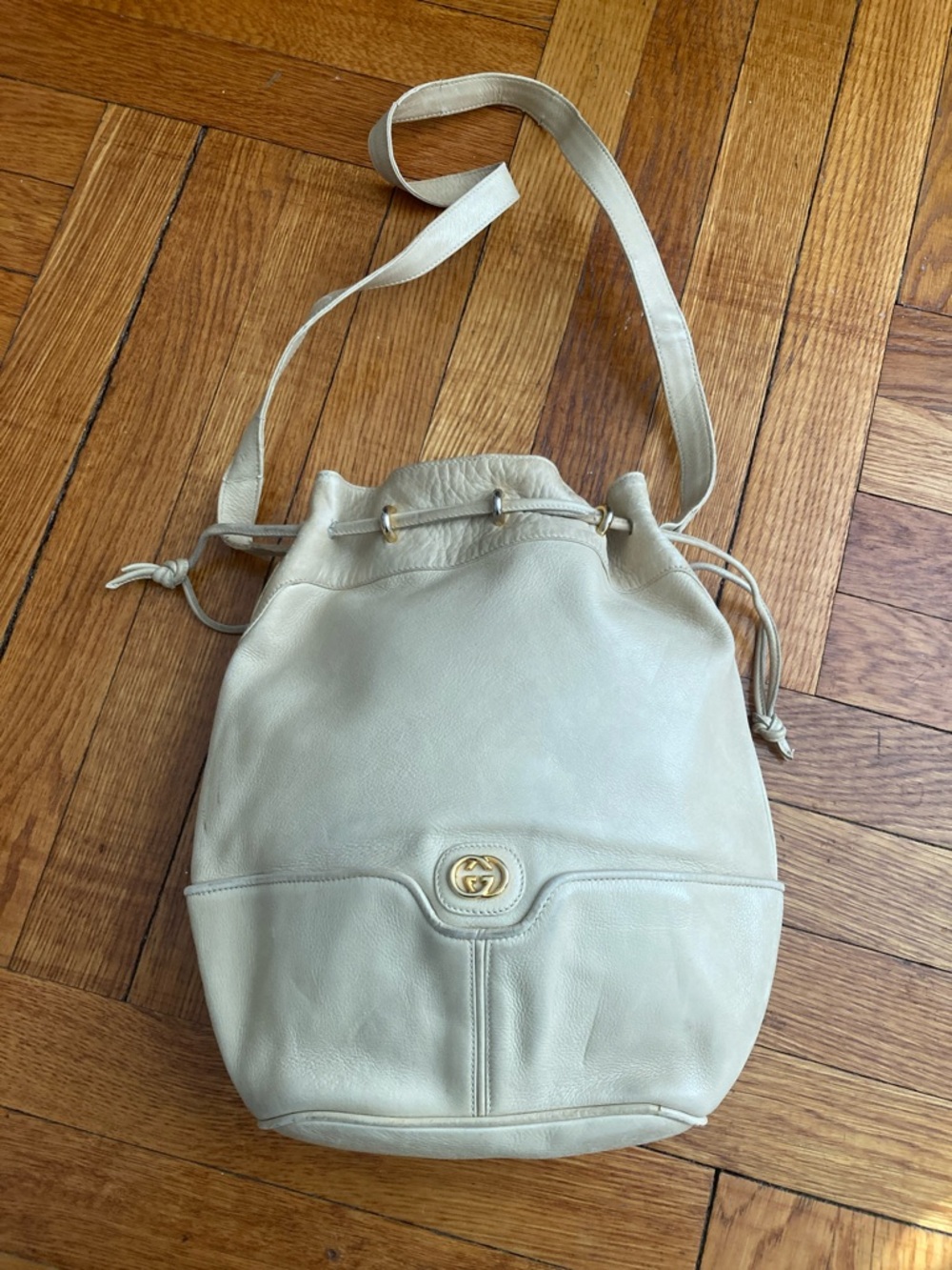 Vintage Gucci Shoulder Bag.